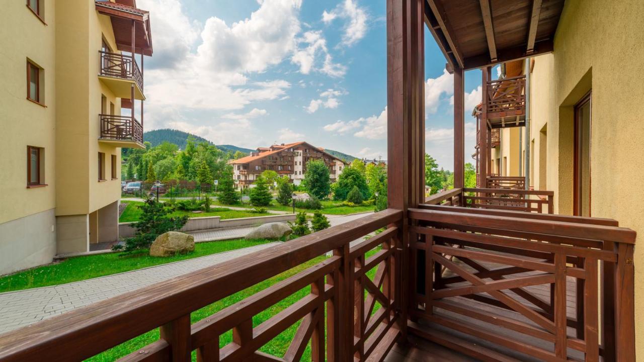 Apartamenty Sun & Snow Sofra คาร์ปัตซ์ ภายนอก รูปภาพ