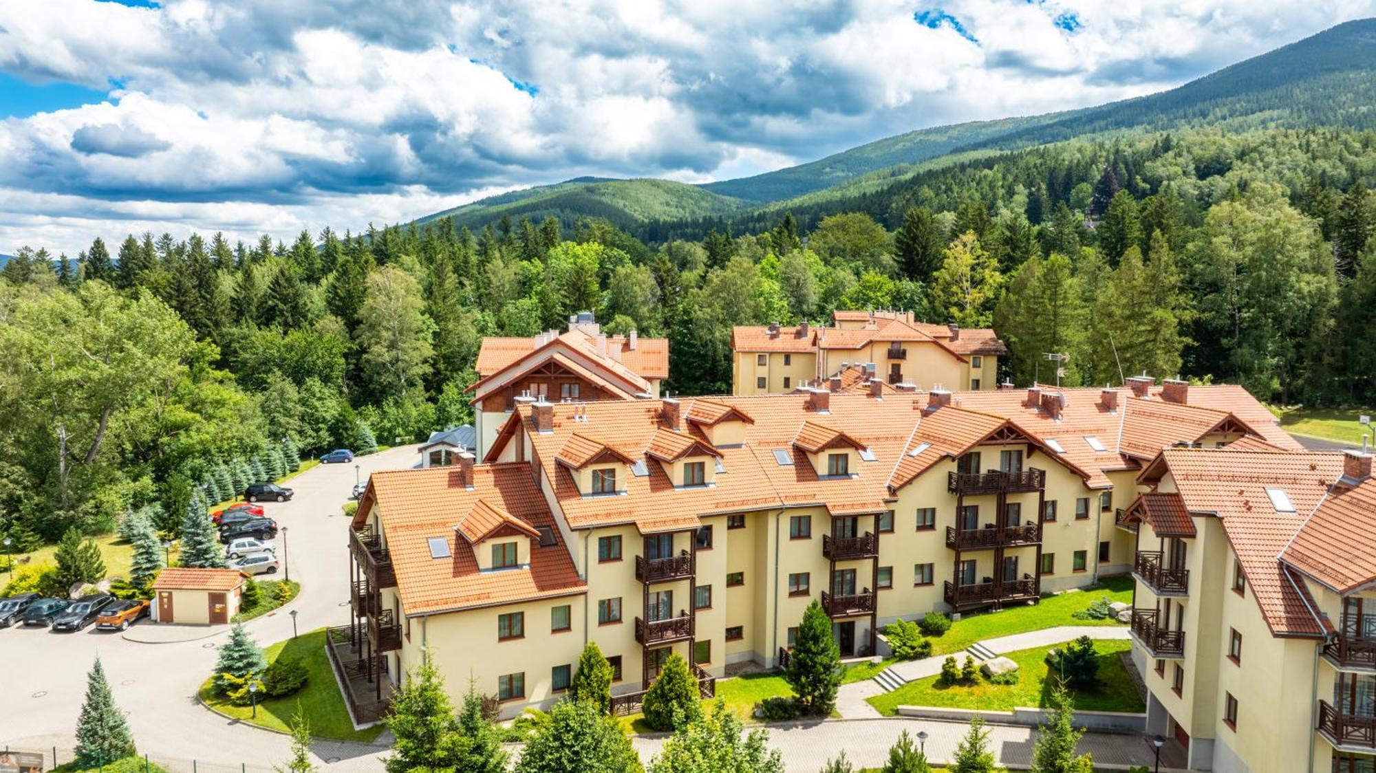 Apartamenty Sun & Snow Sofra คาร์ปัตซ์ ภายนอก รูปภาพ